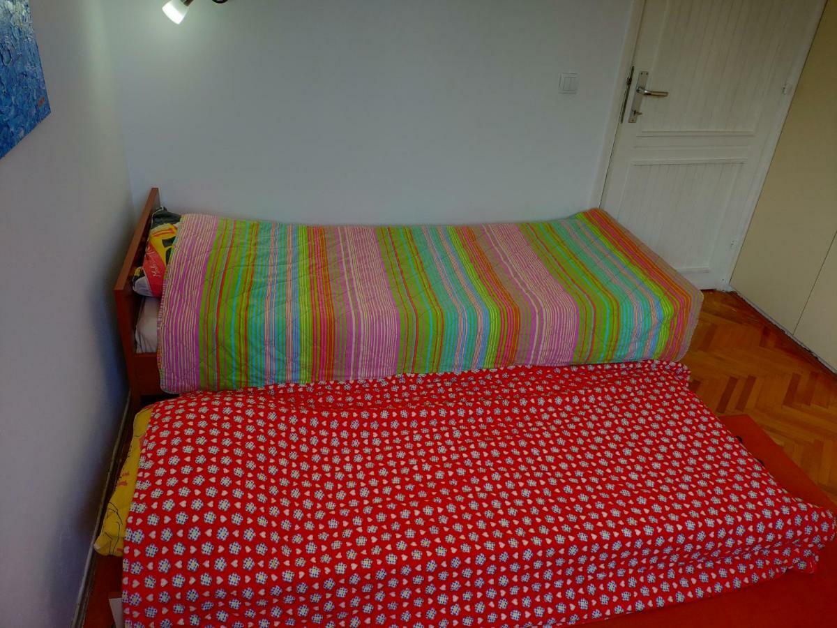 Apartman La Siesta Bar Buitenkant foto