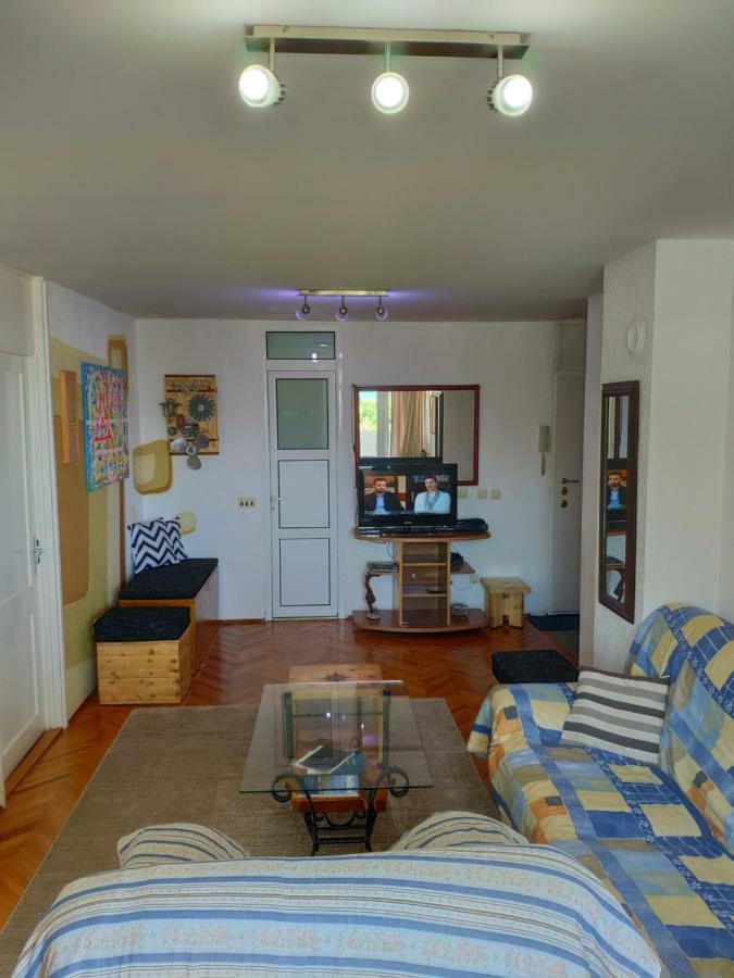 Apartman La Siesta Bar Buitenkant foto