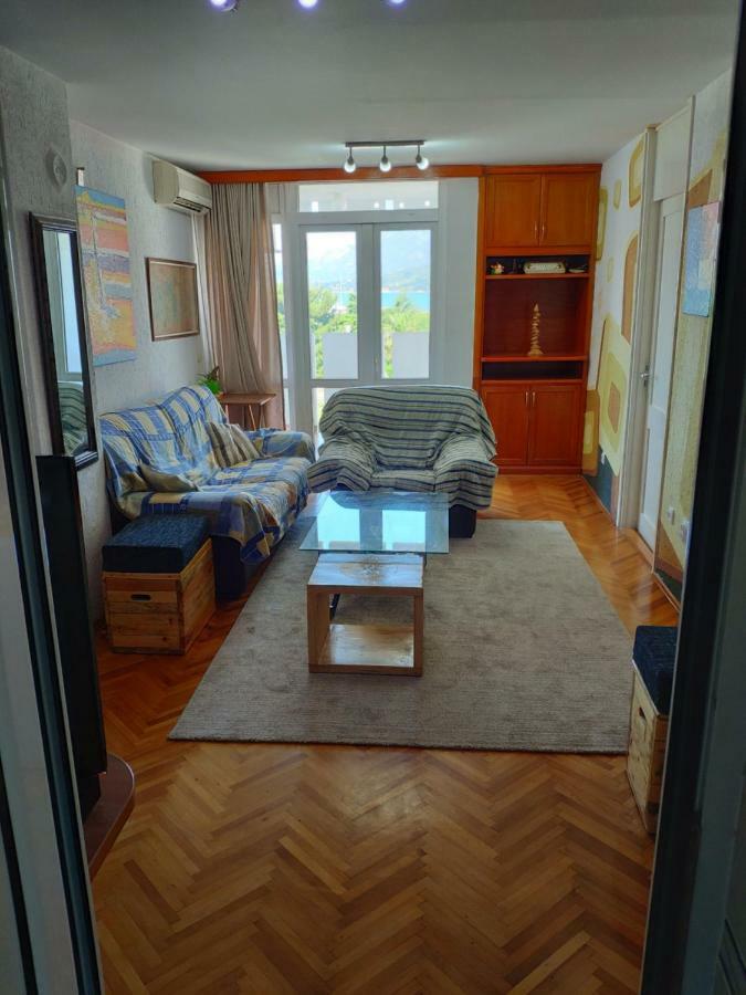 Apartman La Siesta Bar Buitenkant foto