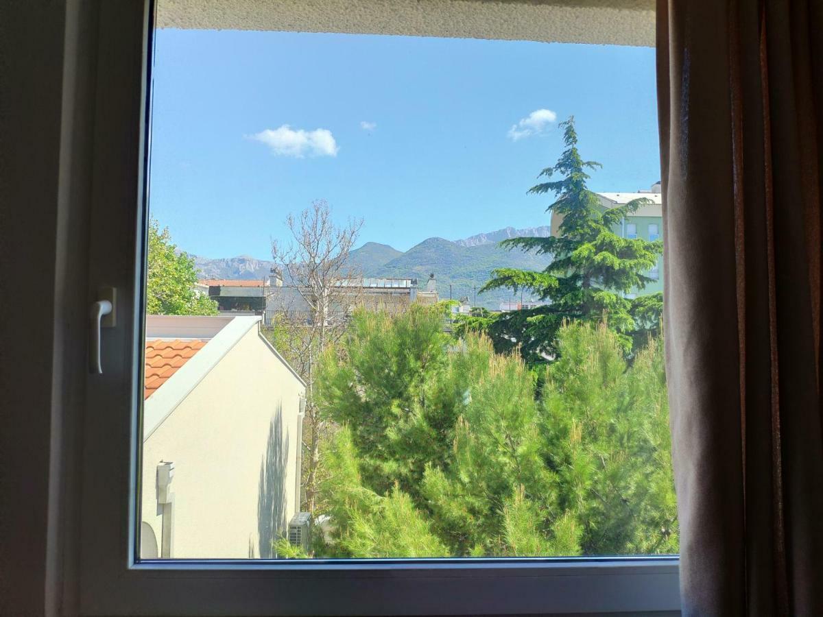 Apartman La Siesta Bar Buitenkant foto